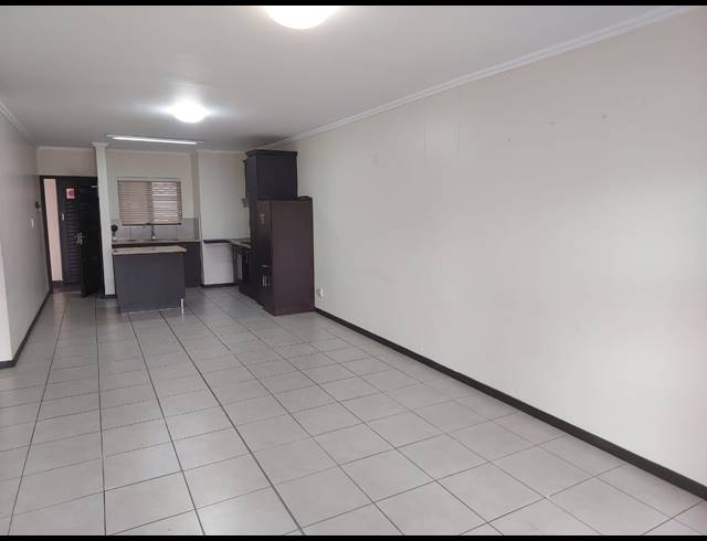 2 BEDROOM FLAT SOLD IN SHERWOOD